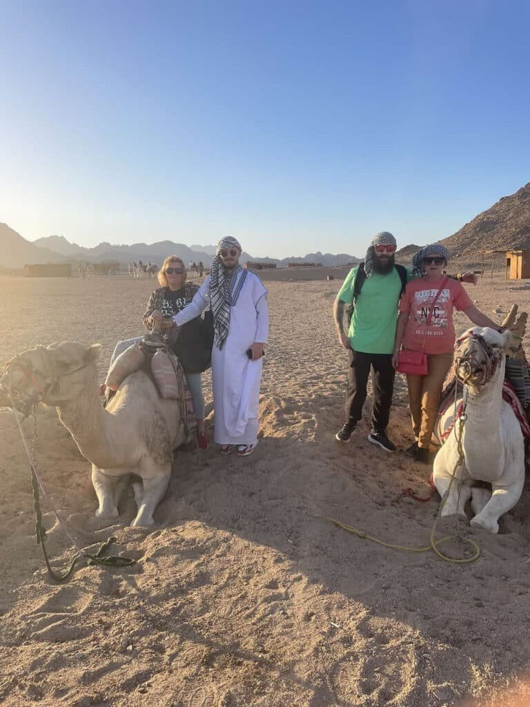 img-a78636b7296677f2de67b8fc46bd4687-v